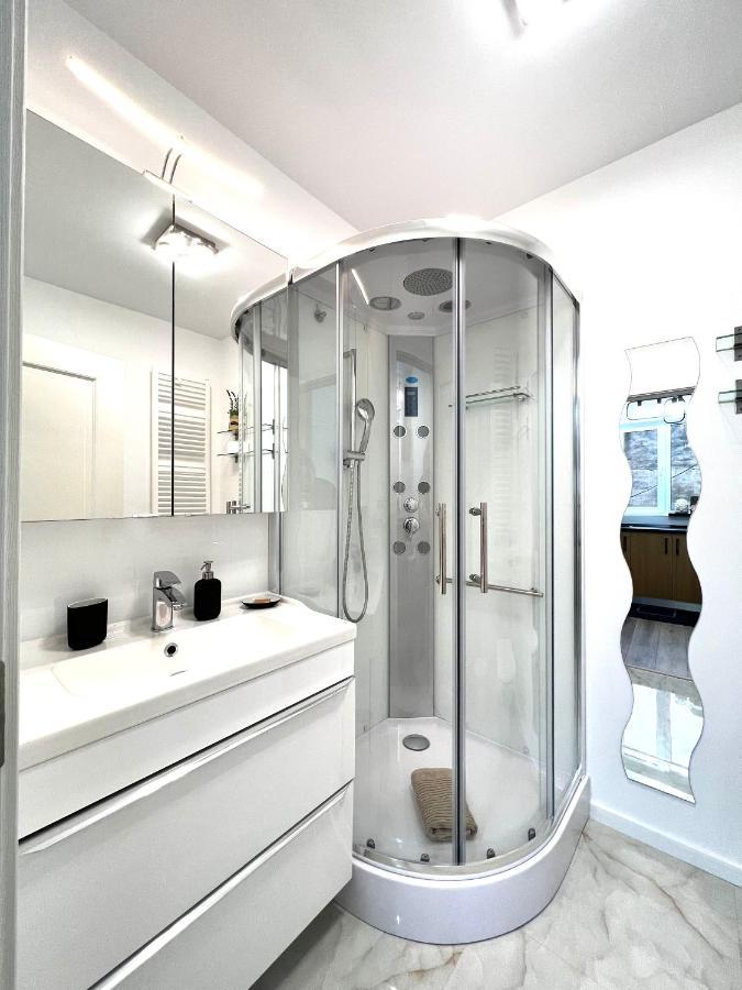 Hot Spot - Premium Loft - Sanador Victoriei Bucharest